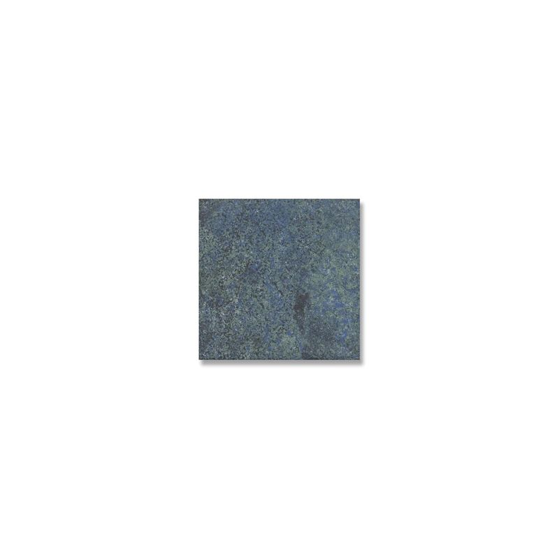 Porcelanato-en-tono-verde-mate-con-textura-piedra