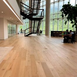 OAK SLAMED NATURAL MULTICAPAS RUSTICO ACEITE UV T&G CJ107 14/3 X190X1900 MM - KLP