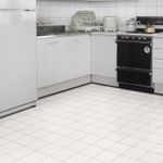 Piso-ceramico-blanco-brillante