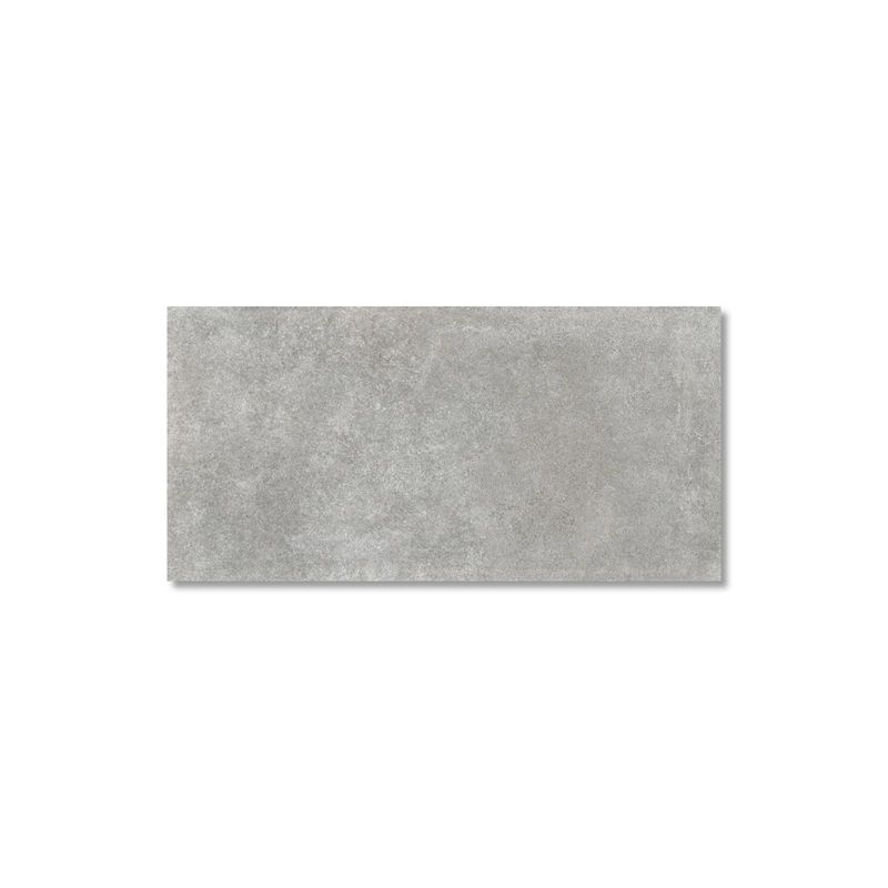 Porcelanato-cemento-en-tono-gris-con-formato-alargado